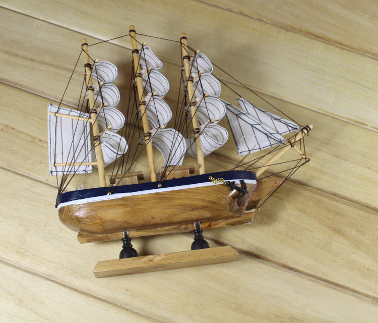 mô hình thuyền buồm gỗ mini