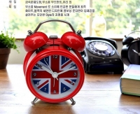 Đồng hồ báo thức Anh quốc