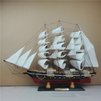Mô hình thuyền buồm gỗ